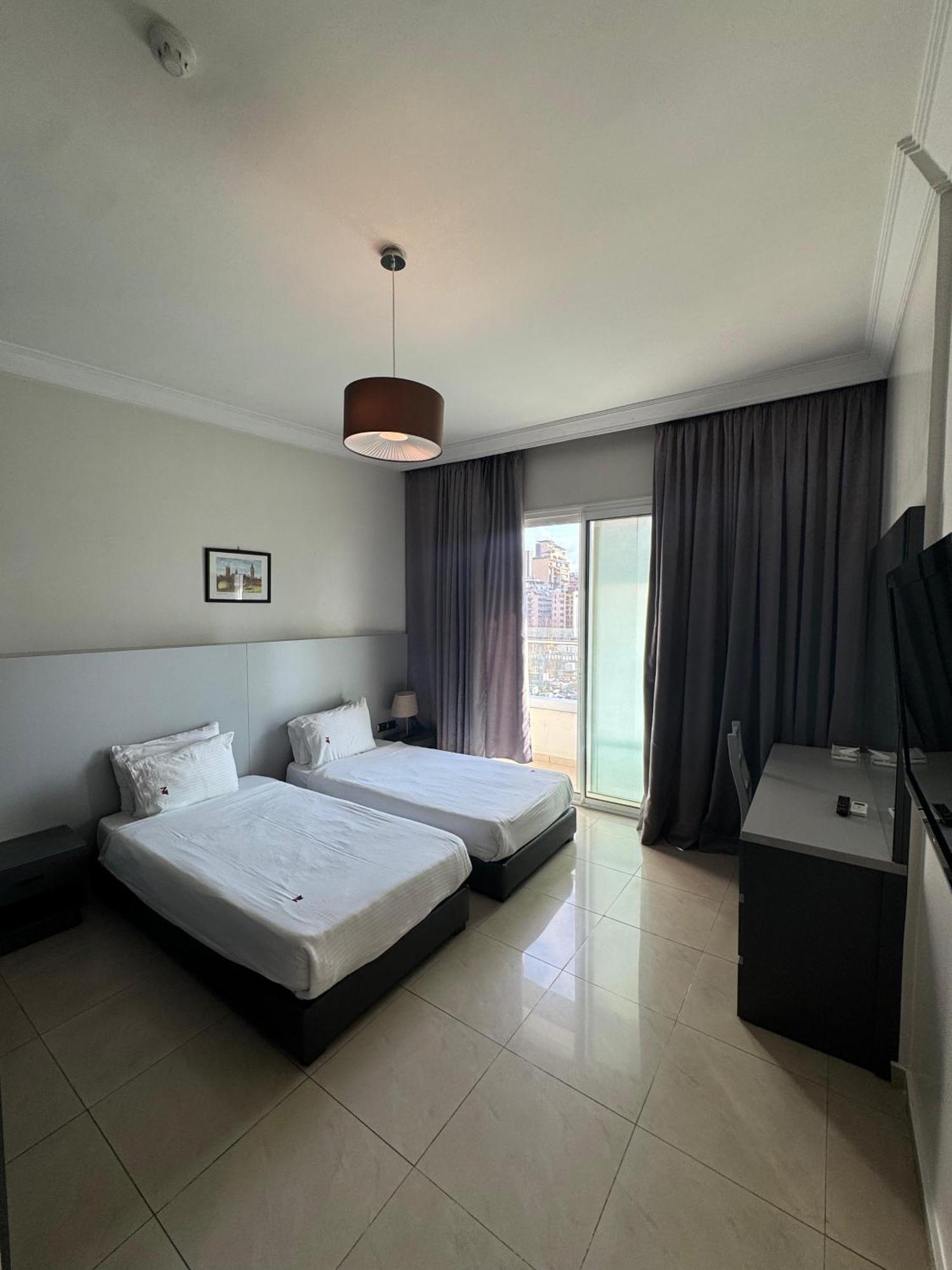 Ny Suites Бейрут Екстериор снимка