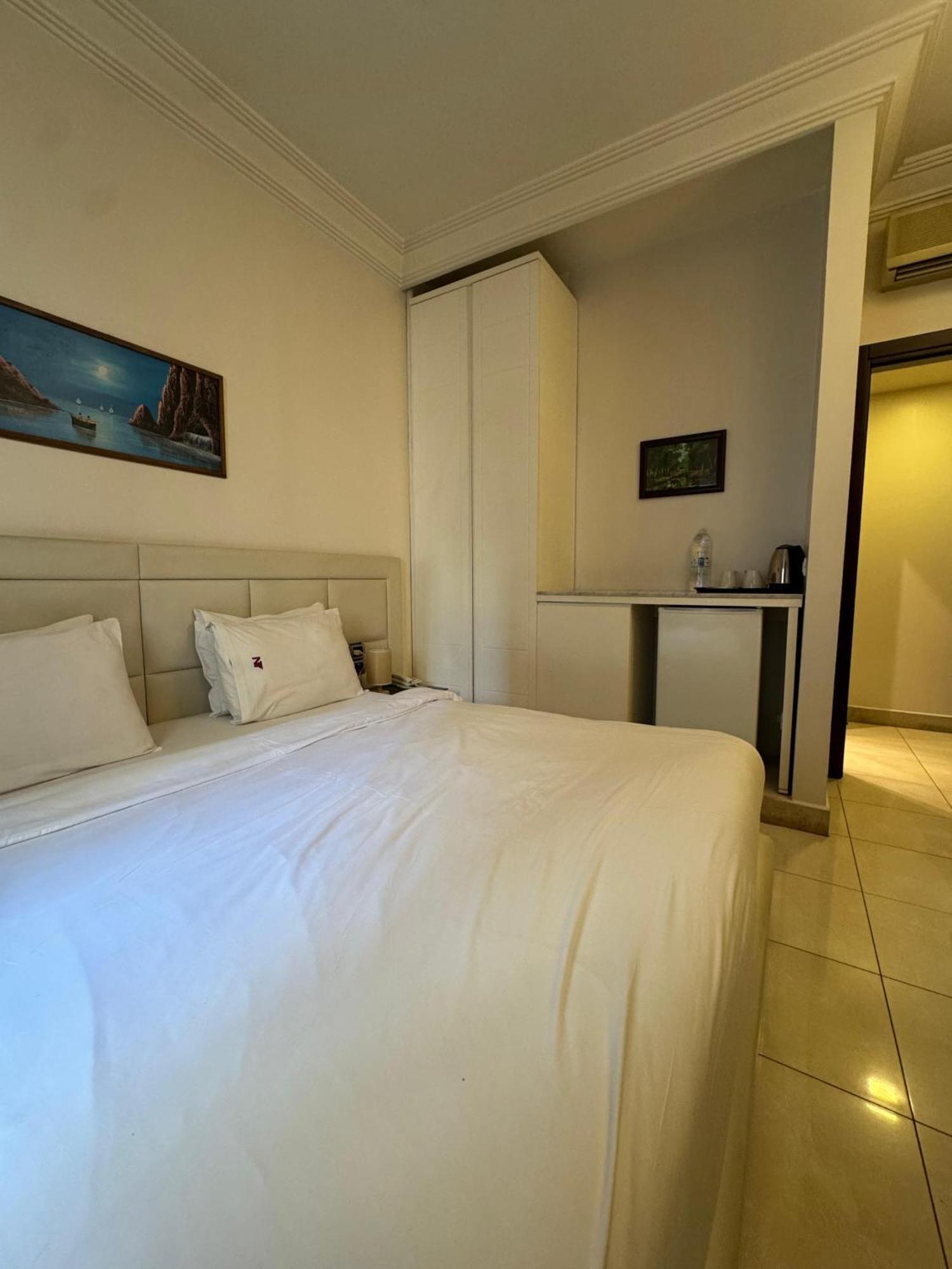 Ny Suites Бейрут Екстериор снимка